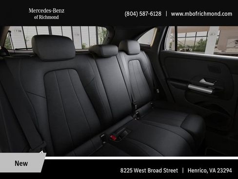 New 2026 Mercedes-Benz GLA 250 4MATIC image 5