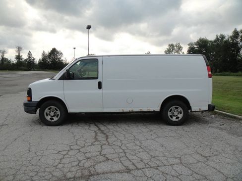 Used 2008 Chevrolet Express 1500 RWD image 6