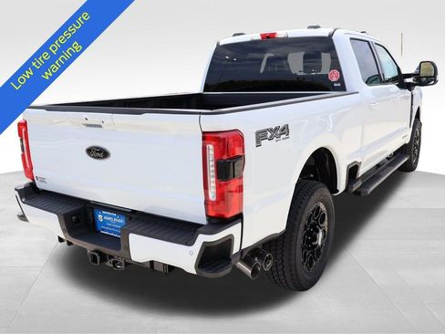 New 2026 Ford F250 XLT w/ XLT Premium Package AWD/4WD image 5