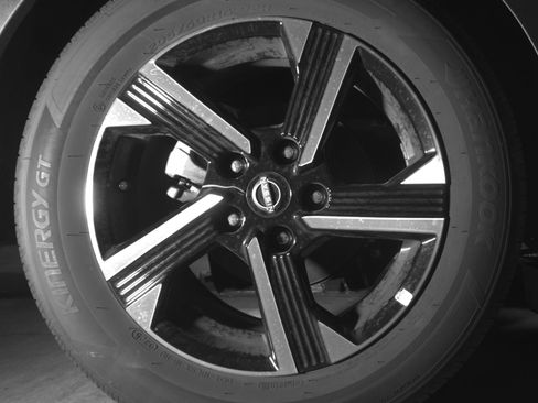 Used 2025 Nissan Sentra SV image 15