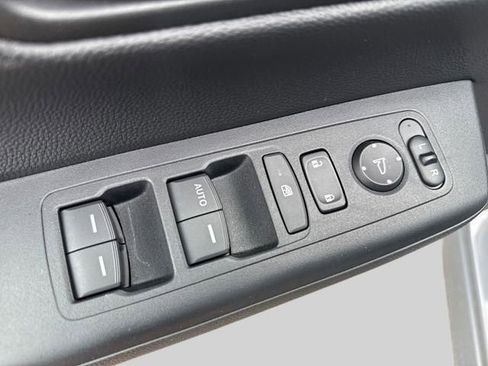 Certified 2023 Honda CR-V LX image 8