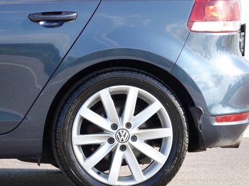Used 2011 Volkswagen Golf TDI w/ Cold Weather Pkg FWD image 15