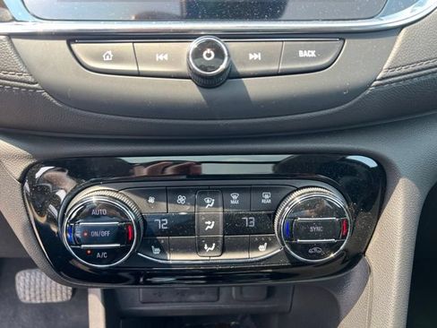 Used 2023 Buick Encore GX Essence w/ Experience Buick Package AWD/4WD image 31