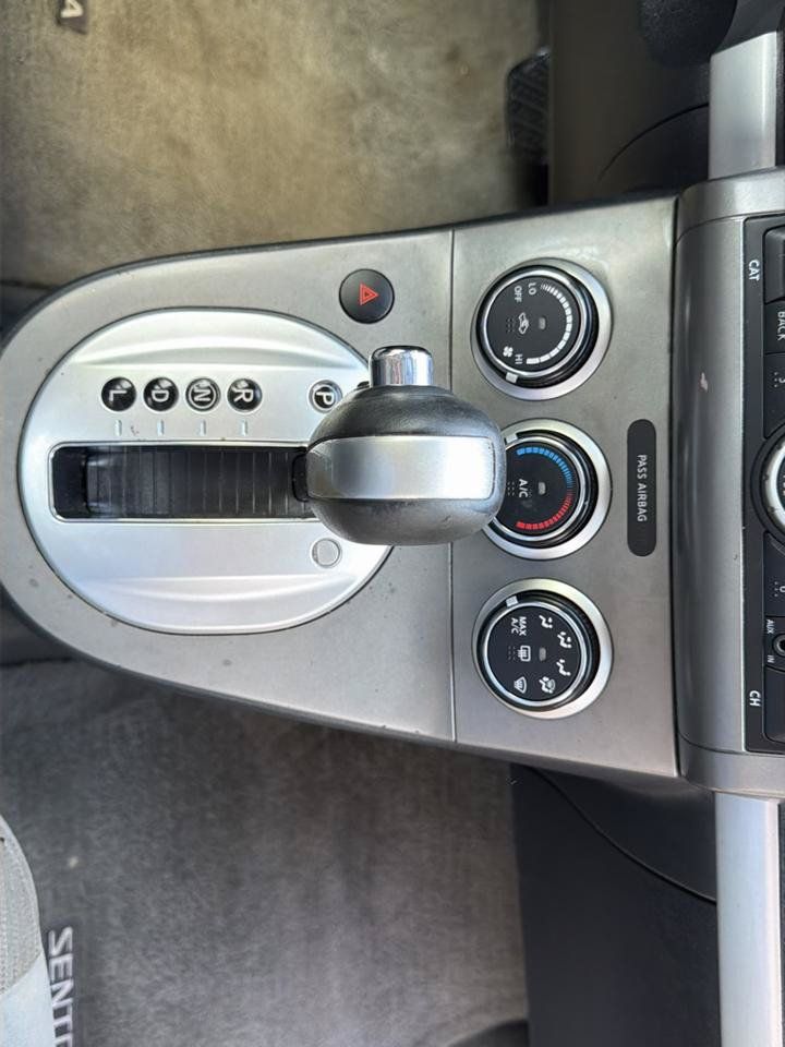 Used 2011 Nissan Sentra 2.0 S FWD image 38