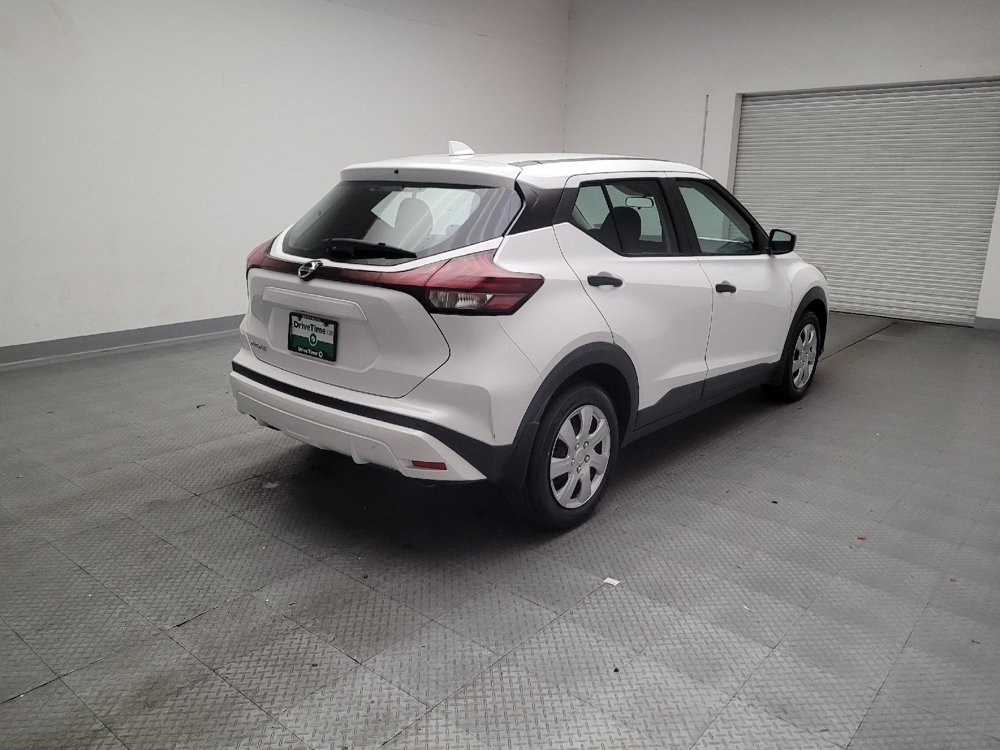 Used 2021 Nissan Kicks S FWD image 9