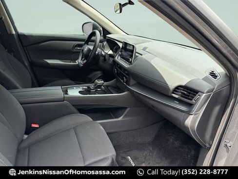 Certified 2026 Nissan Rogue S FWD image 22