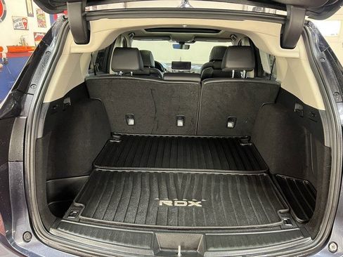 Used 2019 Acura RDX SH-AWD image 9