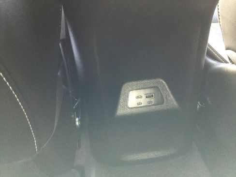 Used 2025 Buick Envision Sport Touring image 13