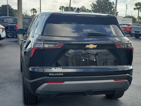 Used 2025 Chevrolet Equinox LT image 4