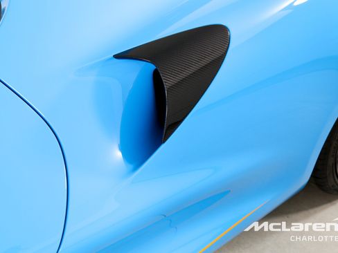 Used 2021 McLaren Elva image 30