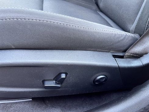 Used 2019 Dodge Charger SXT image 17