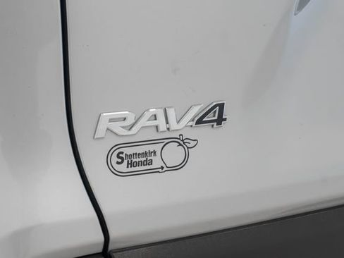 Used 2023 Toyota RAV4 XLE Premium AWD/4WD image 19