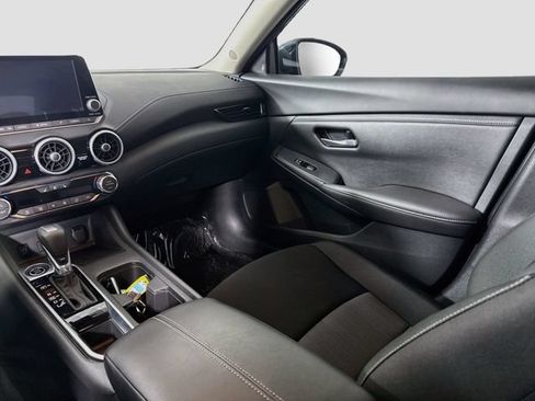 Used 2025 Nissan Sentra SV w/ All-Weather Package FWD image 22