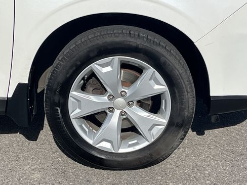 Used 2016 Subaru Forester 2.5i w/ Alloy Wheel Package AWD/4WD image 28