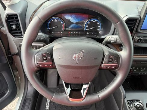 Used 2024 Ford Bronco Sport Outer Banks w/ Tech Package image 9