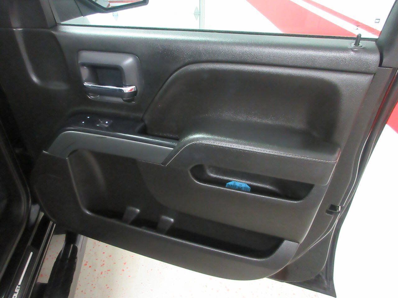 Used 2019 Chevrolet Silverado 1500 LT w/ All Star Edition AWD/4WD image 33