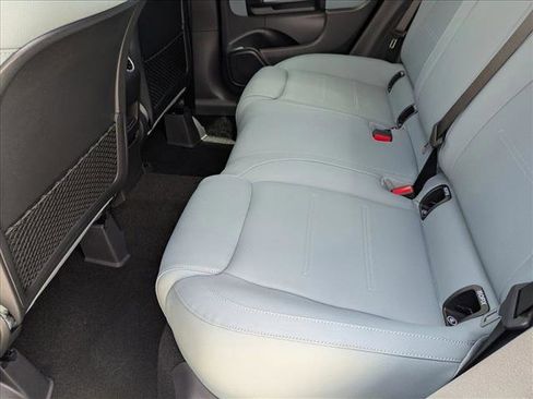 Used 2026 Mercedes-Benz GLA 250 image 14