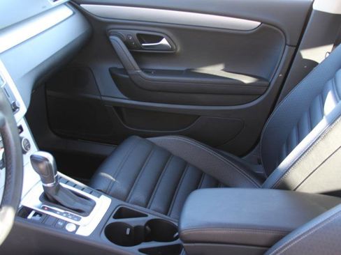 Used 2016 Volkswagen CC Sport image 32