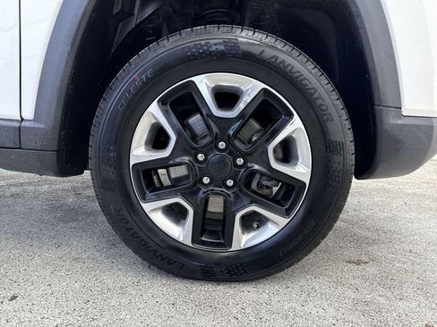 Used 2018 Jeep Compass Trailhawk w/ Leather Interior Group image 43