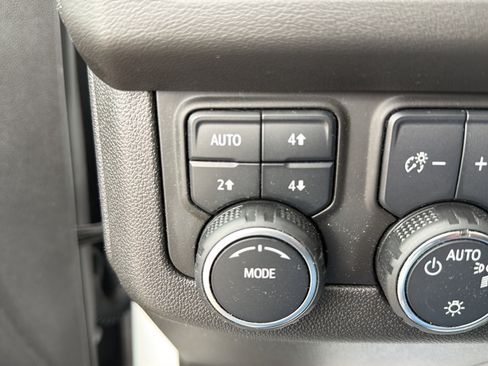 Used 2023 Chevrolet Tahoe High Country AWD/4WD image 14