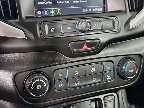 Used 2021 GMC Terrain SLE FWD image 16
