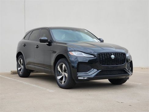 Used 2026 Jaguar F-PACE R-Dynamic S image 2