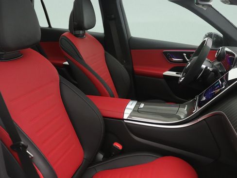New 2026 Mercedes-Benz GLC 43 AMG 4MATIC image 7