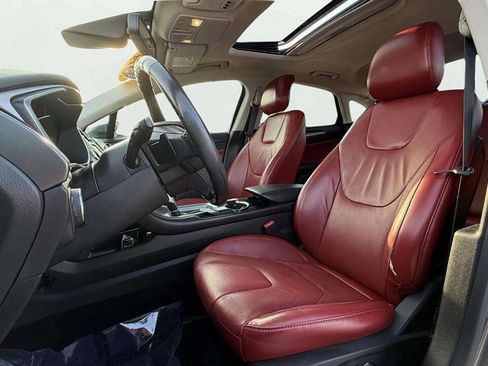 Used 2014 Ford Fusion Titanium image 21