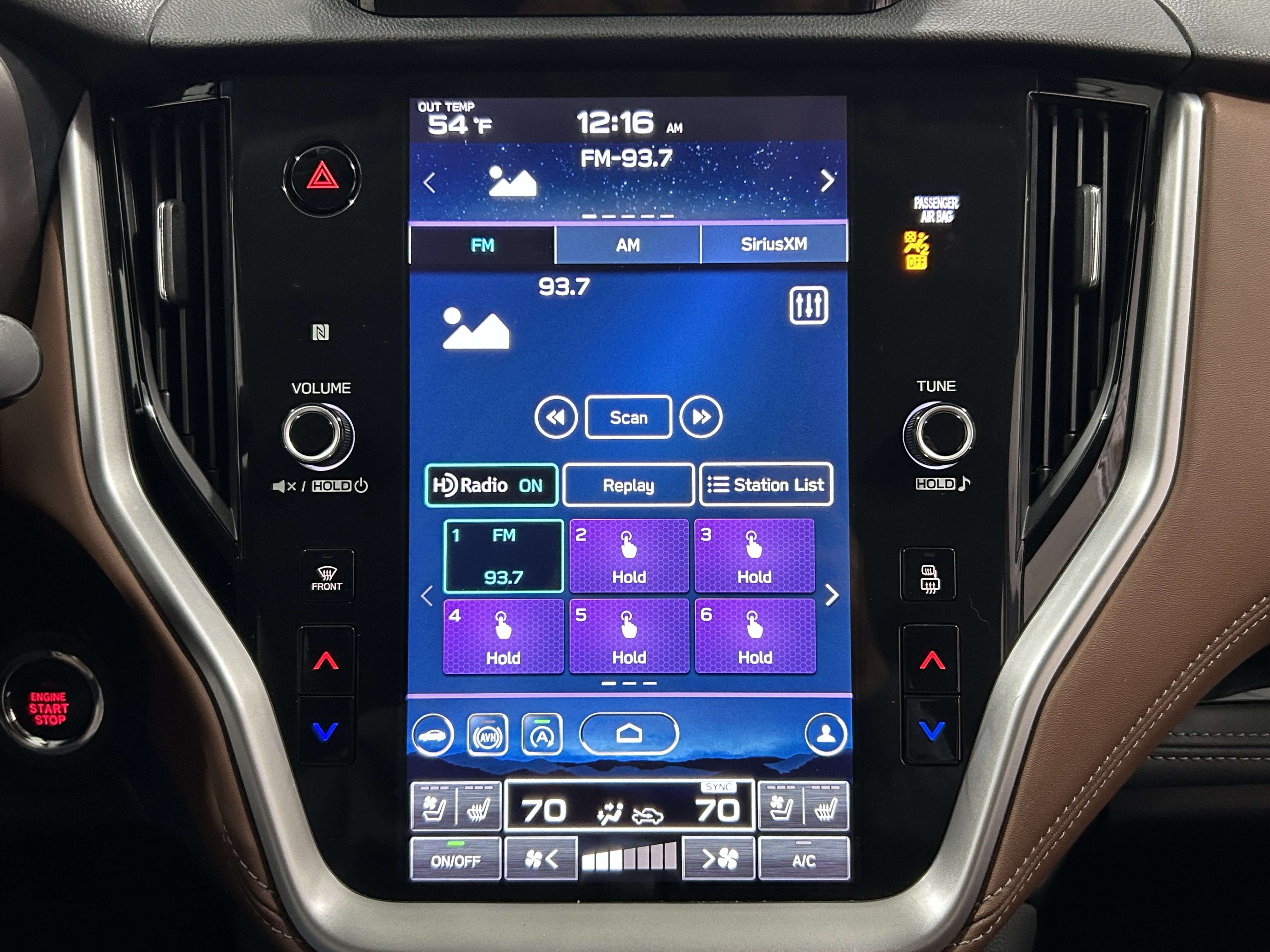 Used 2020 Subaru Outback Touring XT AWD/4WD image 5
