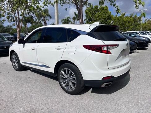 Used 2023 Acura RDX FWD w/ Technology Package image 4
