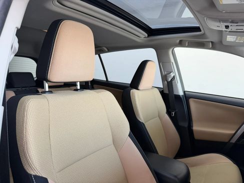 Used 2017 Toyota RAV4 XLE w/ Carpet Mat Package FWD image 31