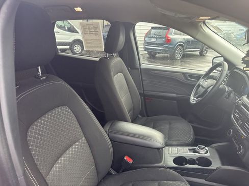 Certified 2024 Ford Escape Active image 25
