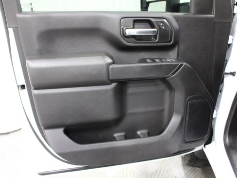Used 2024 Chevrolet Silverado 2500 Custom RWD image 6
