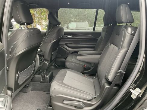 New 2025 Jeep Grand Cherokee L Laredo w/ Luxury Tech Group I AWD/4WD image 25