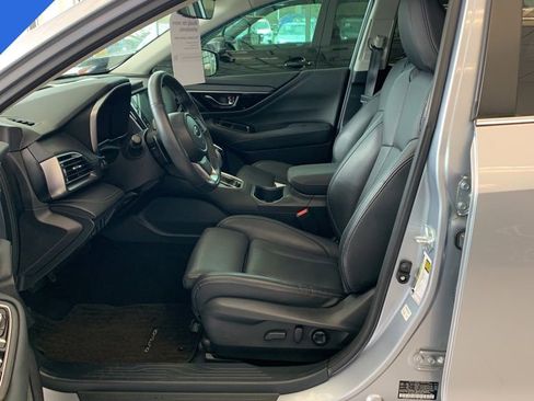 Certified 2025 Subaru Outback Limited image 3