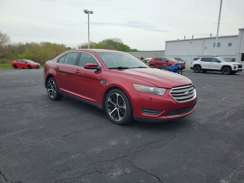 Used 2015 Ford Taurus SEL w/ Equipment Group 201A FWD image 7