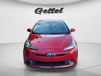 Used 2022 Toyota Prius Limited FWD video 2