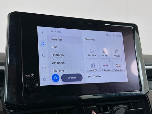 Used 2025 Toyota Corolla LE image 21