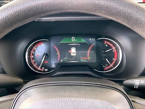 Used 2025 Toyota RAV4 XLE image 22