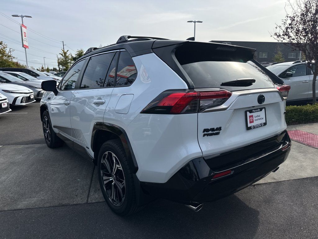 Certified 2024 Toyota RAV4 XSE w/ Premium Package AWD/4WD image 3