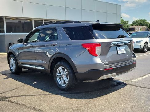 Certified 2021 Ford Explorer XLT w/ Equipment Group 202A AWD/4WD image 6