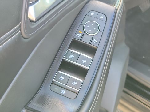 Used 2023 Nissan Rogue SL AWD/4WD image 17