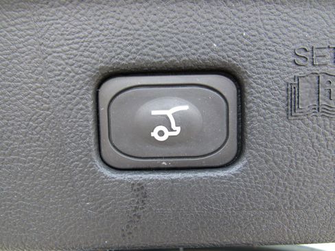 Used 2024 Ford Edge SEL w/ Convenience Package AWD/4WD image 36