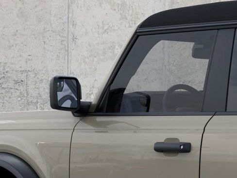 New 2025 Ford Bronco 4-Door AWD/4WD image 22