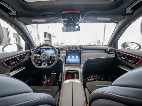 New 2025 Mercedes-Benz GLC 43 AMG 4MATIC image 27