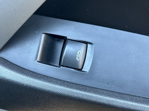 Used 2018 Chevrolet Camaro SS image 30