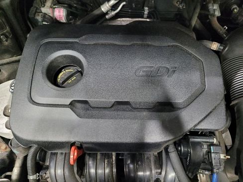Used 2020 Hyundai Santa Fe SE AWD/4WD image 30