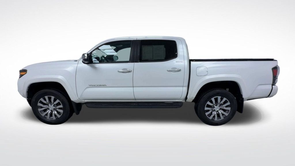Certified 2021 Toyota Tacoma Limited AWD/4WD image 23