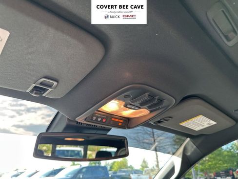 Used 2025 GMC Canyon Denali image 37