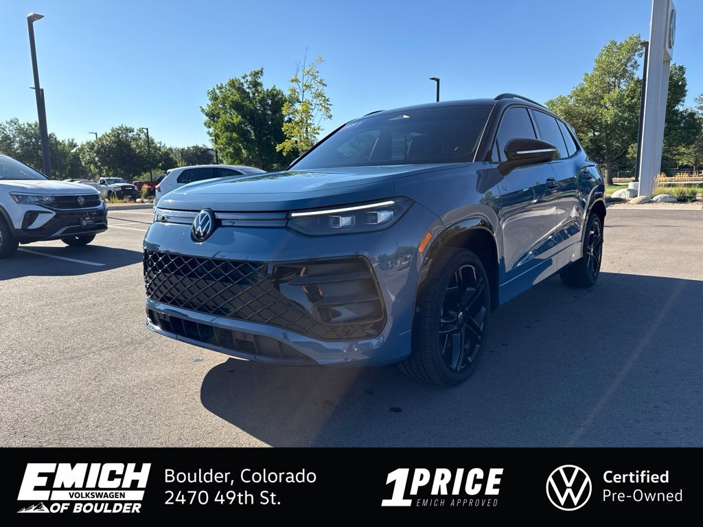 Certified 2025 Volkswagen Tiguan SE R-Line AWD/4WD image 1